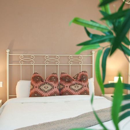 Spacious 2 Bedroom Apt In The Heart Of Triana Sevilla Eksteriør bilde